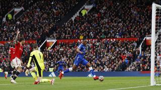 Manchester United'a bir darbede Everton'dan