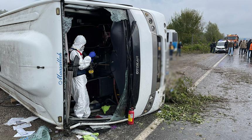 MHP'lileri taşıyan midibüs kaza yaptı! Bartın Belediye Başkan Yardımcısı Ahmet Kömeç hayatını kaybetti