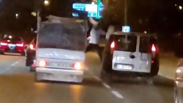 Van Damme'a özendi! Gözaltına alındı