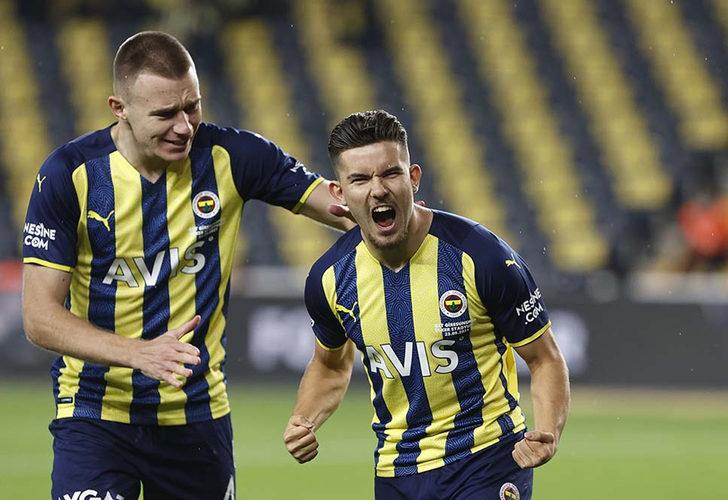 Ferdi Kadıoğlu'ndan Fenerbahçe'ye 5 yıllık imza