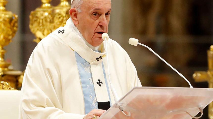 Dünyanın en eski ve en küçük muhafız birliğinde aşı krizi