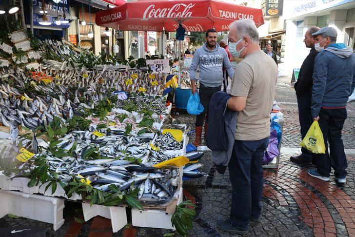 Lüfer bolluğu tezgahları şenlendirdi G5
