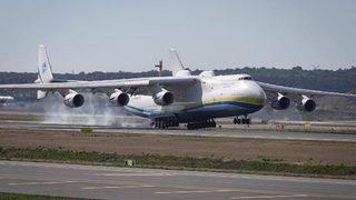 Dünyanın en büyük kargo uçağı İstanbul Havalimanı'nda