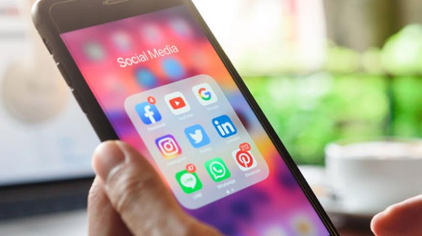 WhatsApp, Facebook ve Instagram çökmüştü! Uzmanından "kişisel bilgiler çalınmış olabilir" açıklaması