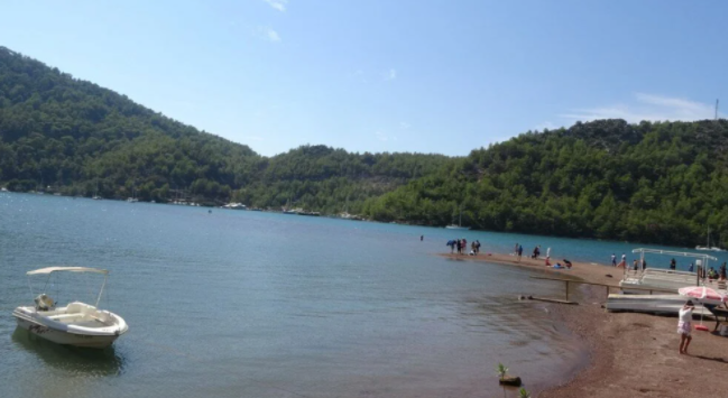 Görmeden dönmüyorlar! İngiliz turistlerin yeni gözdesi Kızkumu Plajı oldu G3