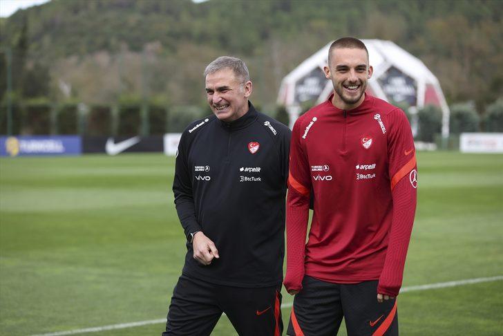 A Milli Futbol Takımı, Norveç maçı hazırlıklarını sürdürdü G1