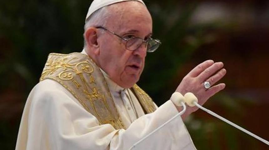 Papa, Fransa'da 216 bin çocuğun cinsel istismar mağduru olması nedeniyle üzgün