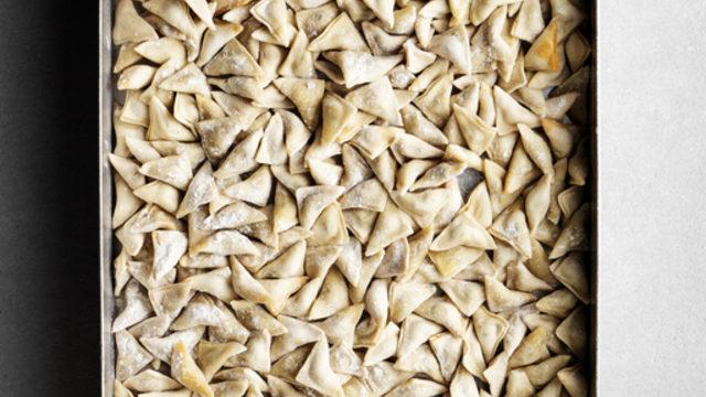 Tepsi mantısı nasıl yapılır? Tepsi mantısı malzemeleri neler?