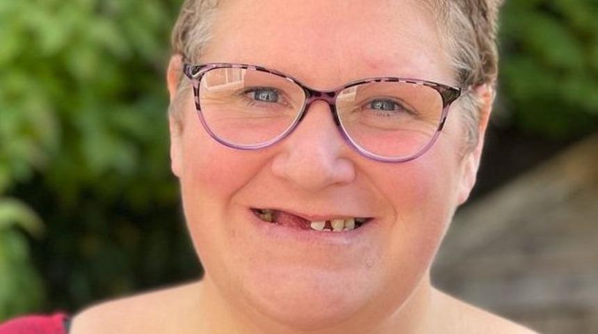 İngiltere’de diş hekimi randevusu yetersizliği: '11 dişimi kendi ellerimle çektim’