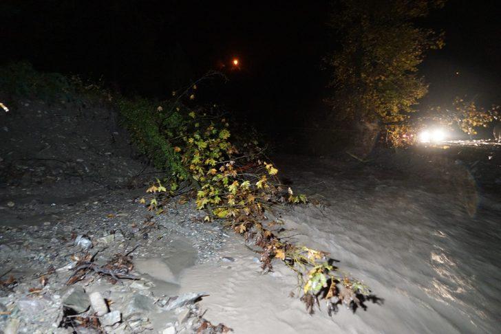 Kastamonu'da ikinci sel kâbusu! Köprüler çöktü, köylere ulaşım kesildi G4