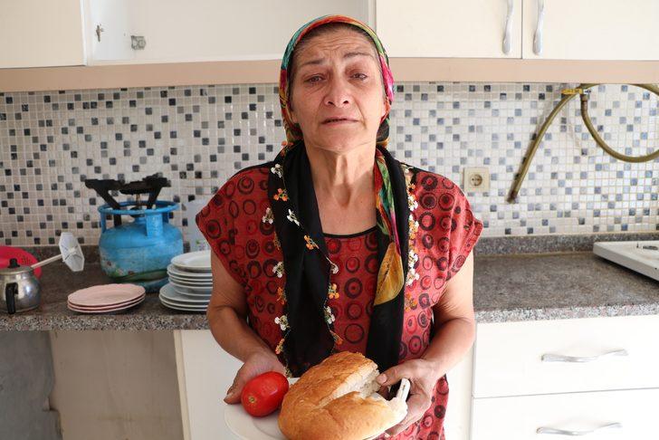 Eşi tarafından terk edildi, 8 ay elektriksiz yaşadığı evden kirayı ödeyemediği için atıldı G2