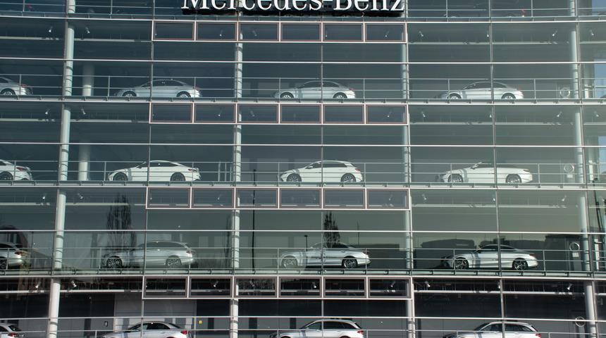 Mazda'dan sonra bir kötü haber de Mercedes-Benz'den geldi