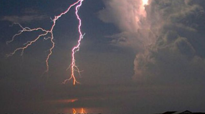 Dünyanın en çok yıldırım düşen yeri! Maracaibo Gölü, unvanını kimseye kaptırmıyor