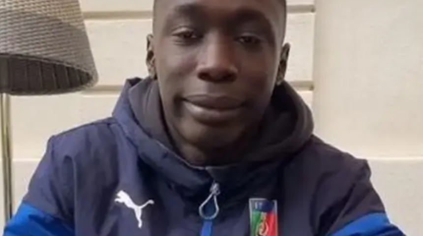 Fabrika işçiliğinden fenomenliğe! Ağzını bile açmadan milyonlarca takipçiye ulaşan fenomen: Khaby Lame