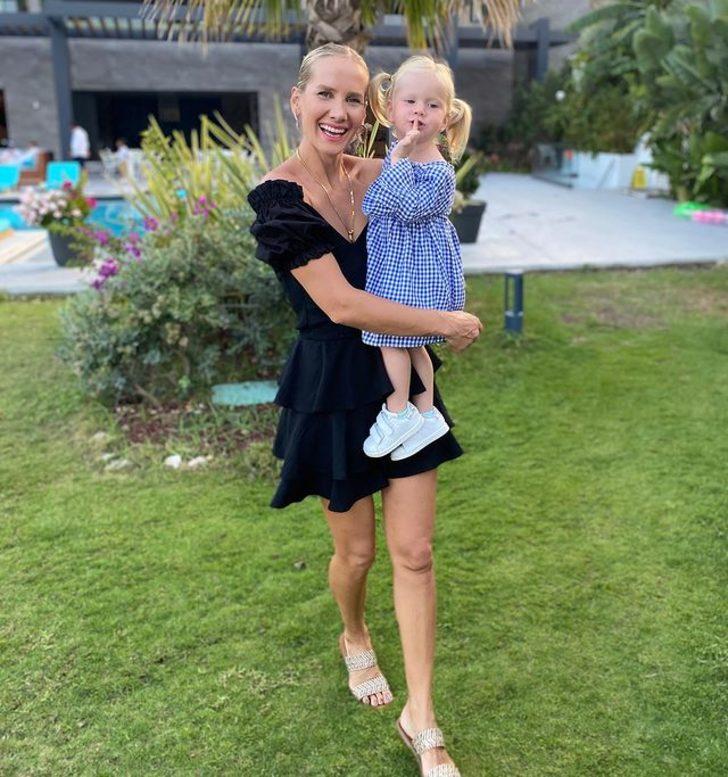 Esra Erol'un kardeşi Bihter'i görenler gözlerine inanamadı! Ablasının kopyası G5