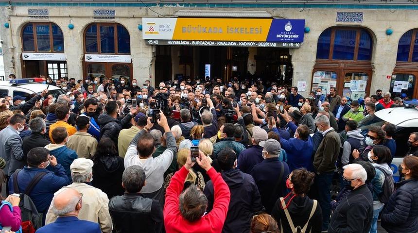 Büyükada'da tahliye gerilimi: İBB ve TÜGVA ne diyor?