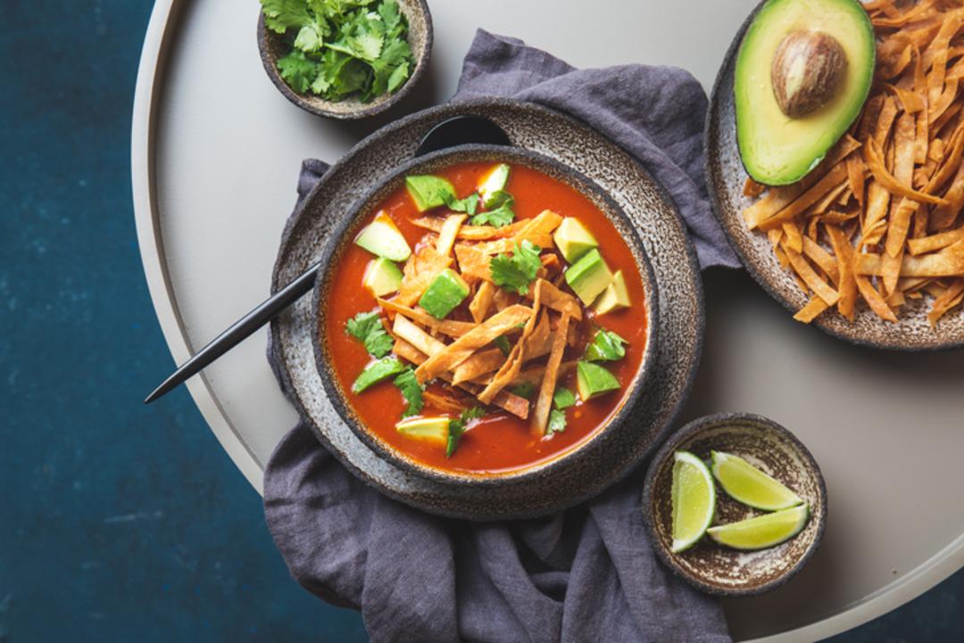 Sopa de tortilla nasıl yapılır? Sopa de tortilla malzemeleri neler?