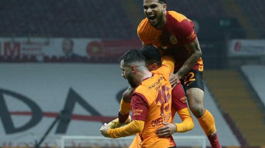 Galatasaray'da Yedlin'in bileti kesildi