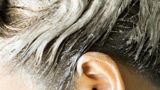 Kuaförün elinden çıkmış gibi olacak! Evde kusursuz bir şekilde saç boyama tüyoları