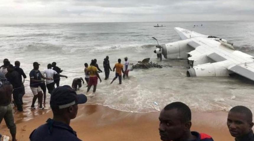 Uçak denize çakıldı! Kurtulan yok