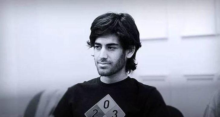 Henüz 12 yaşındayken Wikipedia'nın veritabanını kopyaladı! İşte internetin öz evladı Aaron Swartz'ın ağızları açık bırakan yaşam öyküsü G5