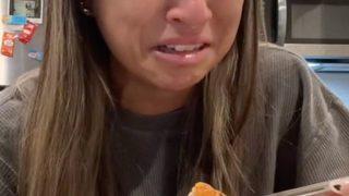 Vegan olan TikTok kullanıcısının balık yeme sınavı sosyal medyada popüler oldu