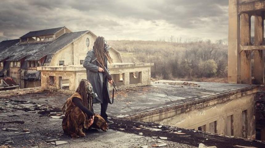 Kendisini zaman yolcusu olarak tanımlayan John Titor, dünyanın sonunu anlattı