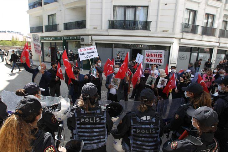 Vanlı aileler çocuklarına kavuşmak için HDP önündeki eylemlerini sürdürdü G2