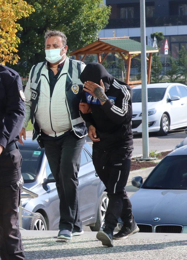 Hırsızlık için Ankara'dan Bolu'ya gelen zanlılar 10 saatlik takiple yakalandı