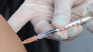 İngiltere'den aşı kararı: Aralarında Türkiye de var