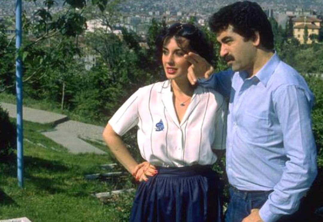 İbrahim Tatlıses ve Perihan Savaş'ın kızı Melek Z&uuml;beyde d&uuml;ğ&uuml;nde! 