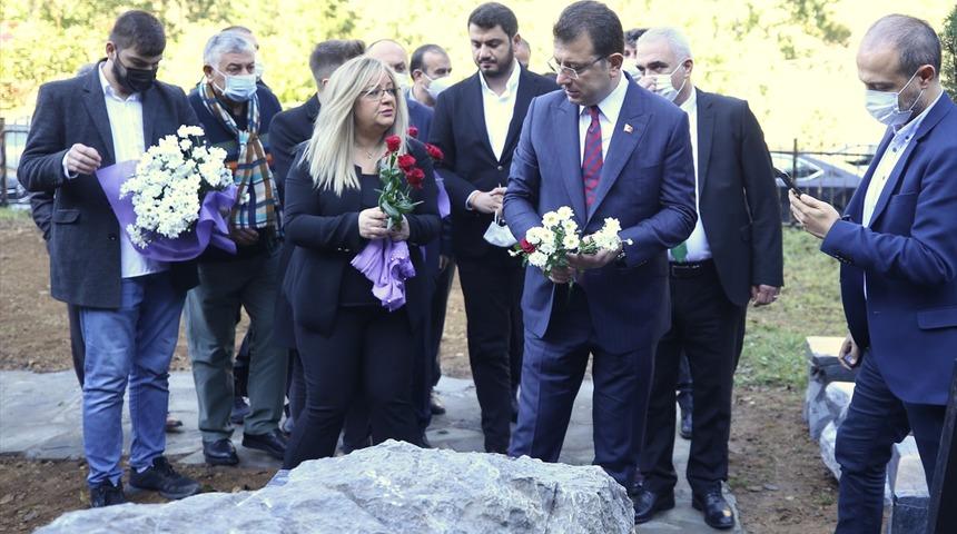 İstanbul Büyükşehir Belediye Başkanı İmamoğlu, Özkan Sümer'in mezarını ziyaret etti