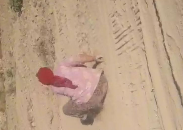 Miras kavgası bunu da yaptırdı! Ablalarını traktörle ezip, saçlarını yoldular G1