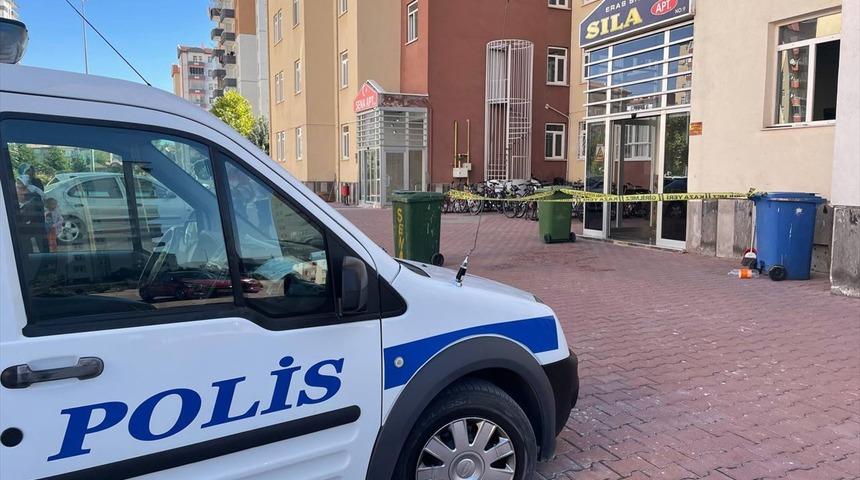 Kayseri'de 11. kattan düşen çocuk yaşamını yitirdi