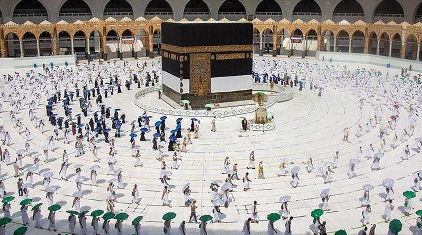 Suudi Arabistan'dan umre kararı