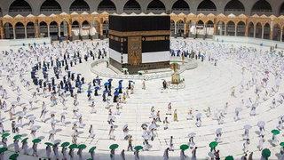 Suudi Arabistan'dan umre kararı