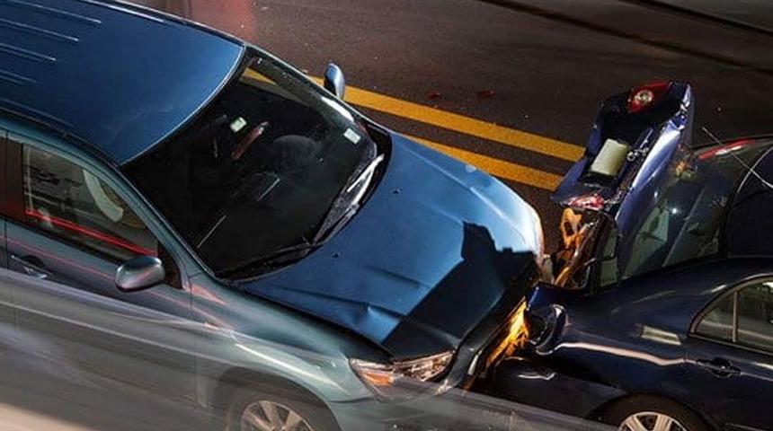 Hedefleri kaza geçiren vatandaşlar! "Mezarlıklarda, hastanelerde adamları var"