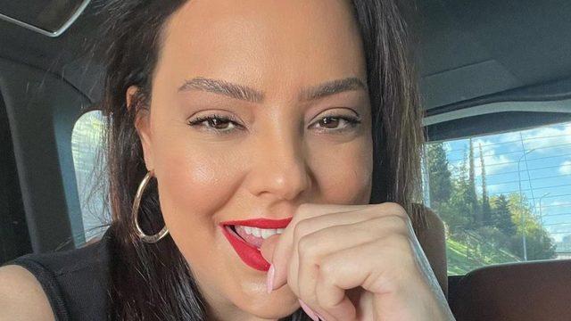 Ebru Gündeş'in kızı Alara Zarrab annesinin kopyası! İşte ünlüler ve çocukları...