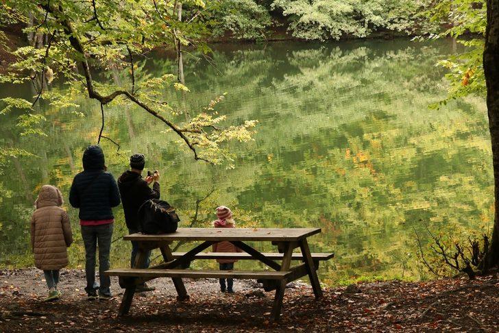 Yedigöller'de sonbaharın gelişiyle renk cümbüşü yaşanıyor G5