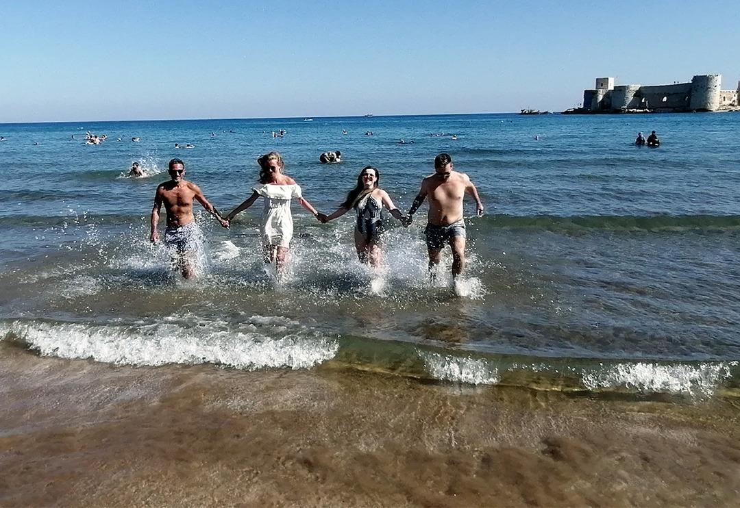 Ekim ayında yazı yaşıyorlar! Burası ne Antalya ne de Muğla