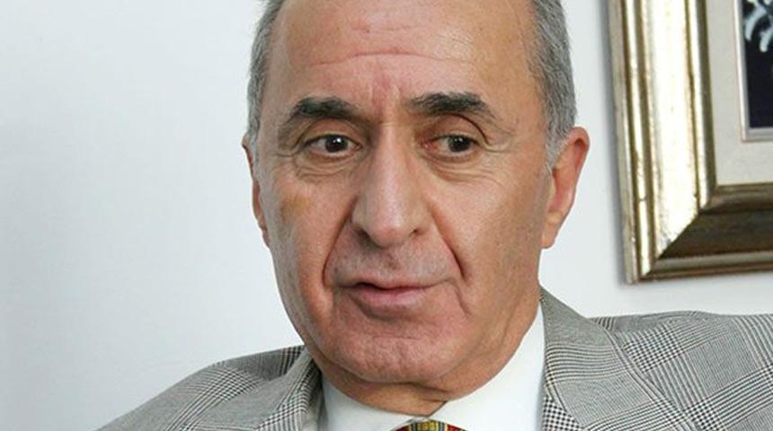 Eski Bakan Hikmet Çetin'den acı itiraf