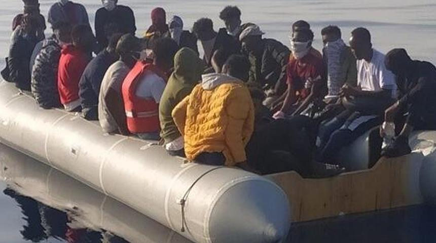 Yunanistan'ın 'kaçak göçmen' oyunu