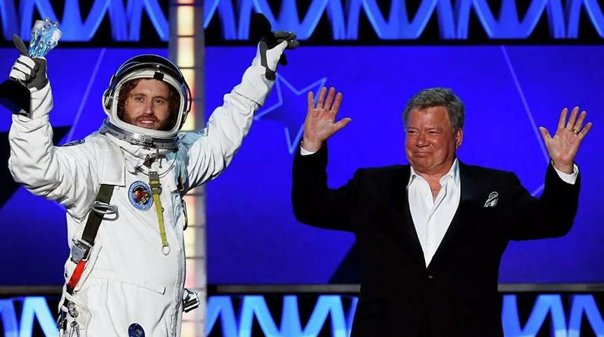 William Shatner'in uzay yolculuğu ertelendi