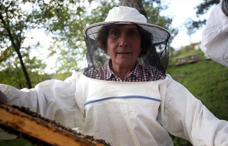 Emekli öğretmen profesyonel arıcı olmak için 60'ında üniversiteyi kazandı G4