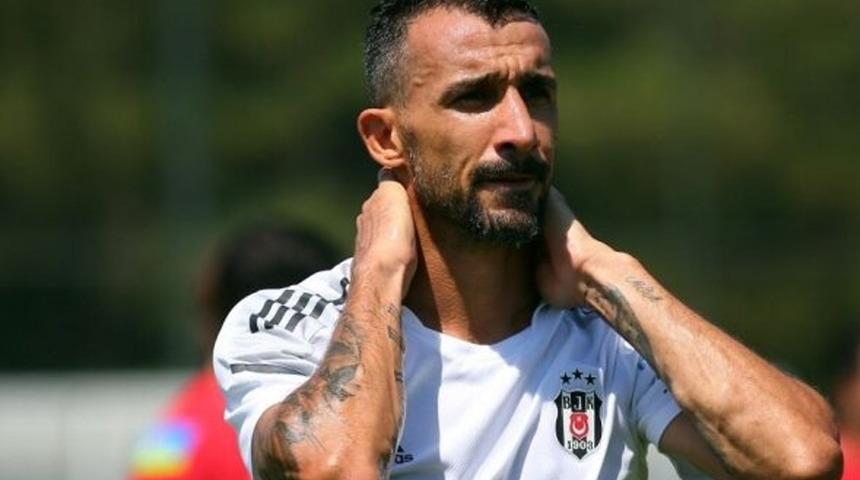 Beşiktaş'ta sadece Mehmet Topal kaldı