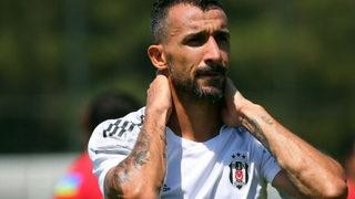 Beşiktaş'ta sadece Mehmet Topal kaldı