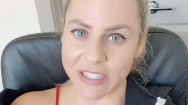 Aşağılanmak için yüzlerce dolar ödüyorlar! Kazancı dudak uçuklattı