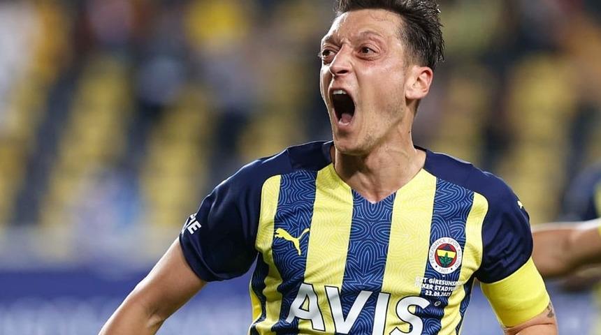 Mesut Özil'den flaş karar! Kripto parasını çıkarıyor