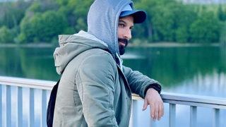 Tarkan'dan esprili paylaşım: Yakında Tarzan’dan Tarkan’a dönerim