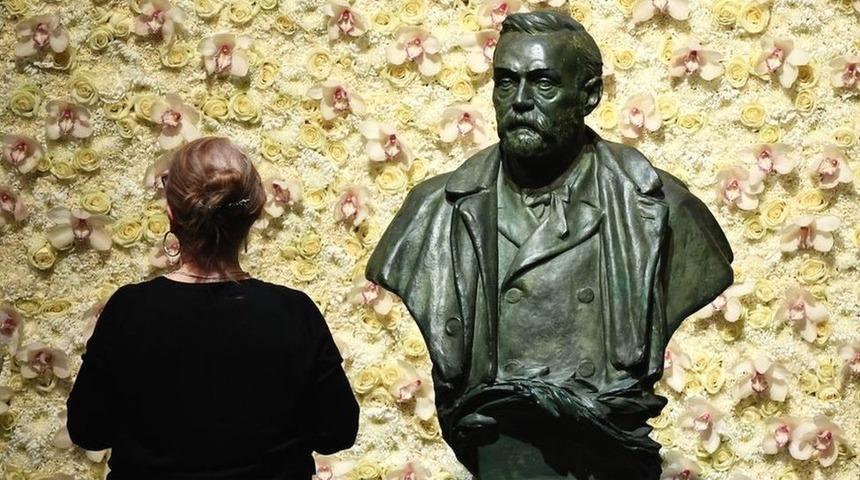 Nobel Ekonomi &Ouml;d&uuml;l&uuml;, asgari &uuml;cretin g&uuml;nl&uuml;k hayata etkisi &uuml;zerine &ccedil;alışan &uuml;&ccedil; ekonomiste verildi